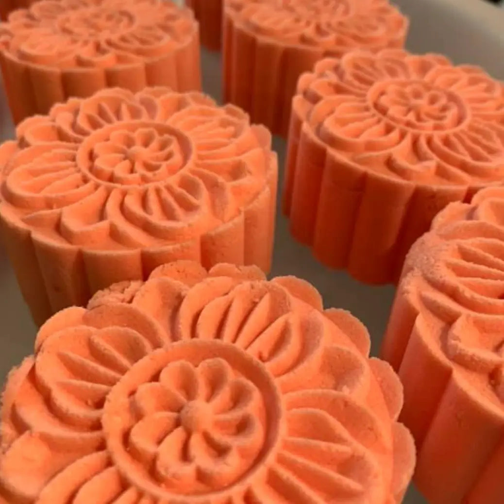 Poppy & Thyme Peach Bath Bomb 