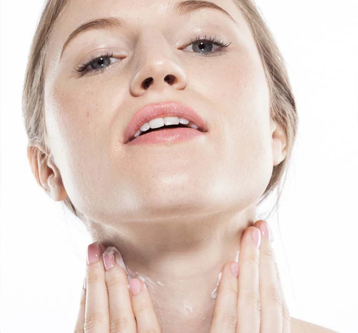 Farmhouse Fresh Moon Dip Ageless Facial Mousse